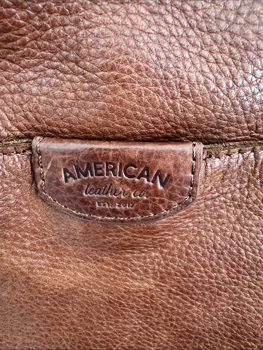American Vintage-Inspired Chestnut Brown Leather Shoulder Bag - Picture 2 of 6